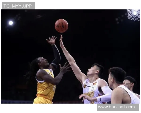 欧本与亨克激战正酣比分悬念迭起引发球迷热议